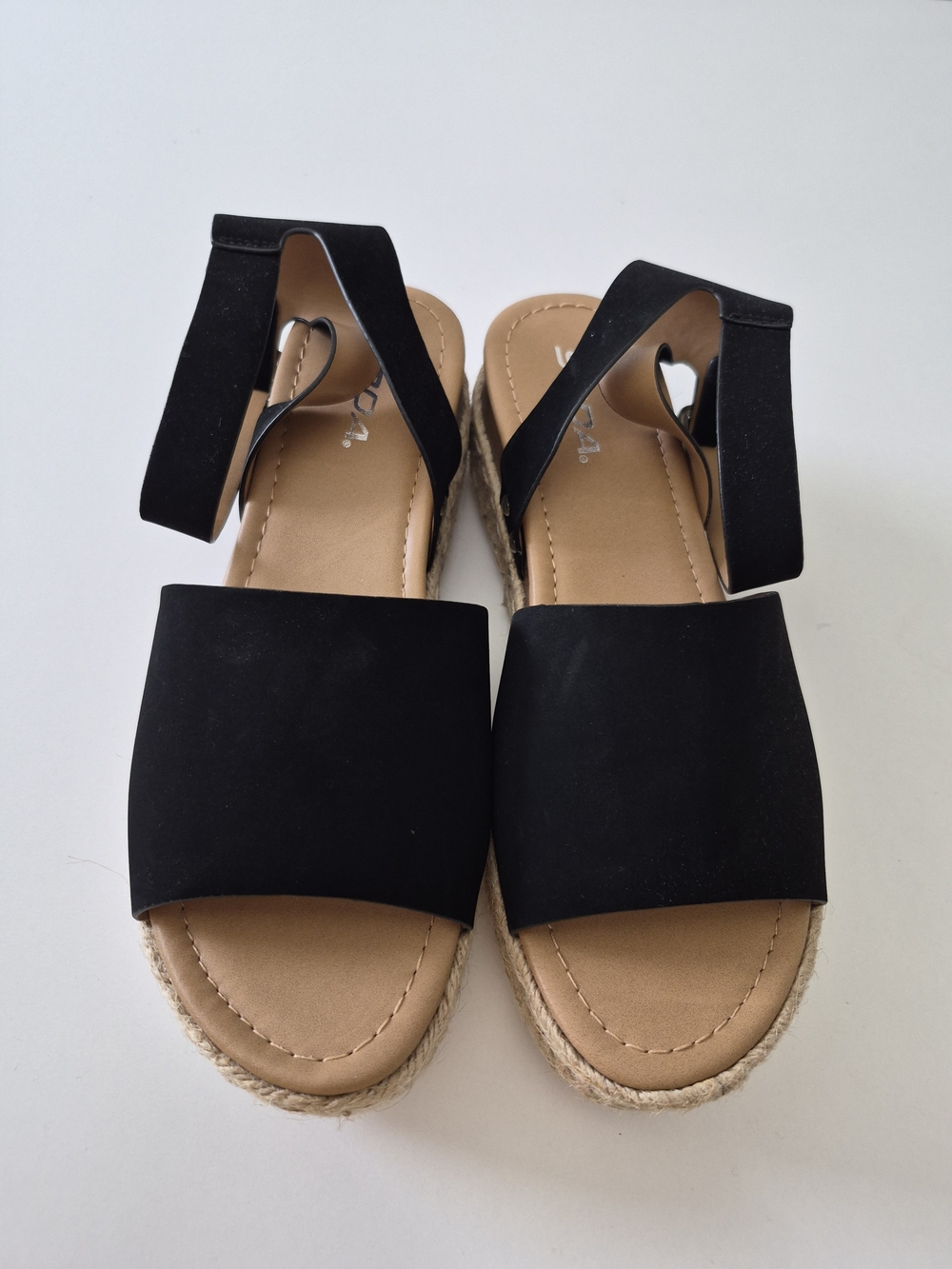 Soda Topic Open Toe Buckle Ankle Strap Espadrilles Flatform Wedge Casual Sandal